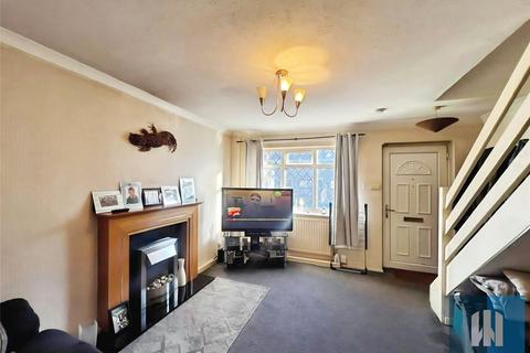 2 bedroom terraced house for sale, Kinder Avenue, Cowlersley, Huddersfield, HD4