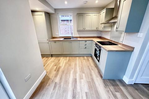 3 bedroom semi-detached house for sale, Moat Avenue, Coventry, CV3