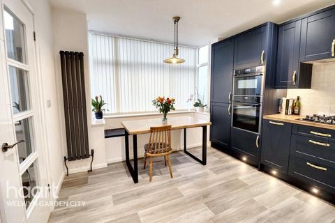 undefined, Chelwood Avenue, Hatfield