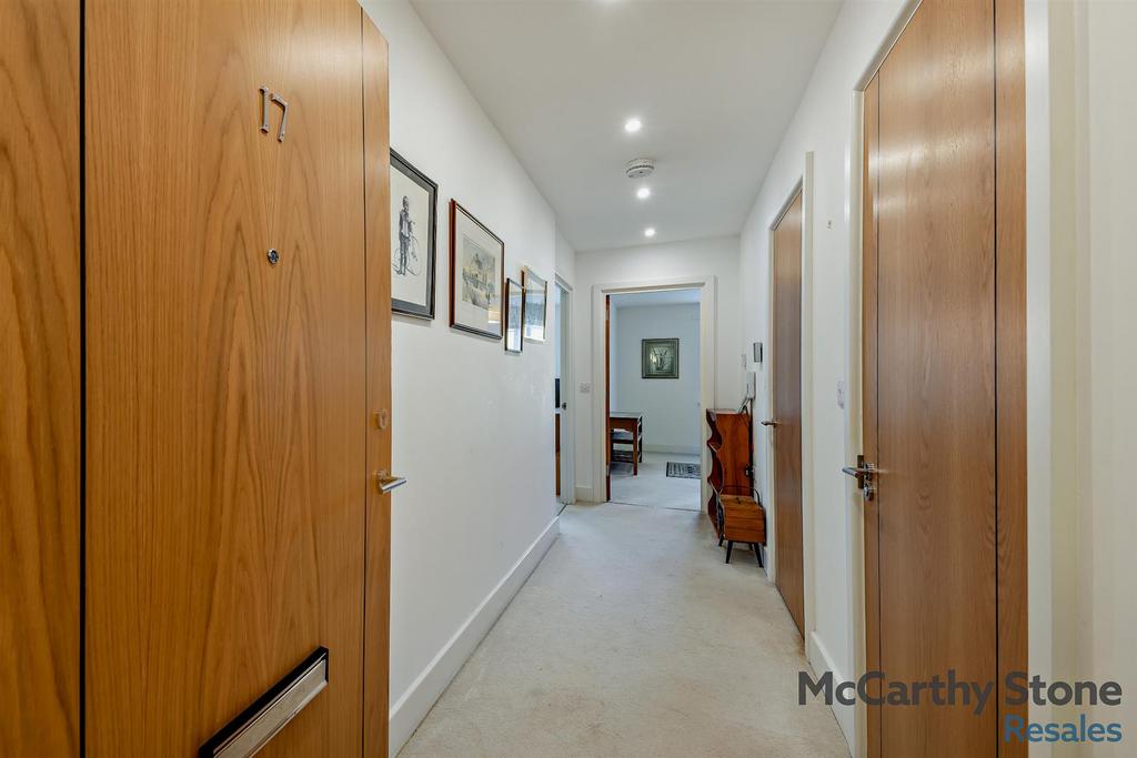 8671787-interior13-800.jpg