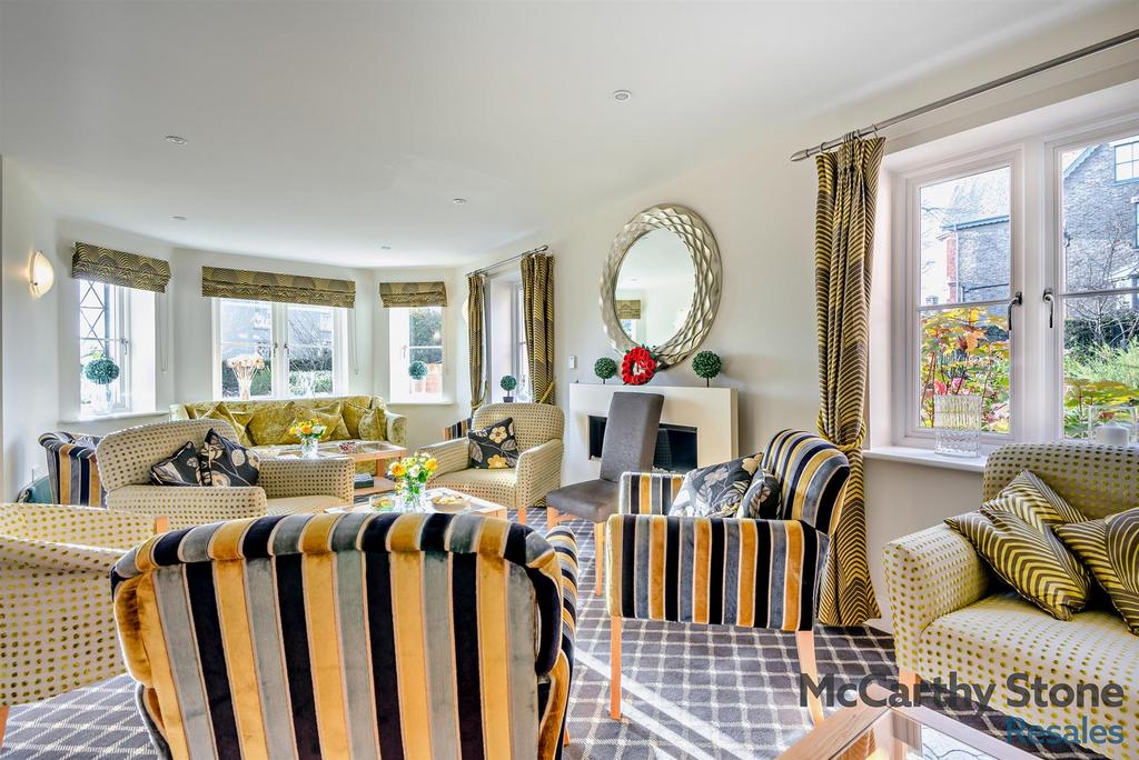 8671787-interior19-800.jpg