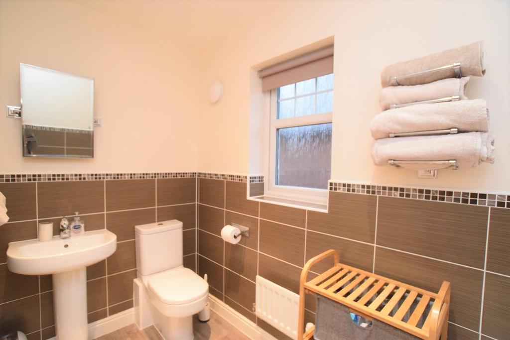 43 Birchwood Way, Dumfries, DG1 3 GT - Grieve Grier