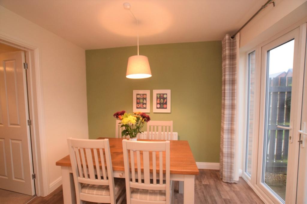 43 Birchwood Way, Dumfries, DG1 3 GT - Grieve Grier