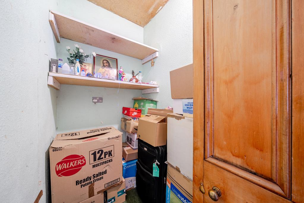 1372209-11-69270b...