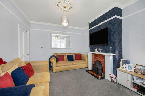 3 bedroom semi-detached house for sale, Barley Lane, Romford RM6
