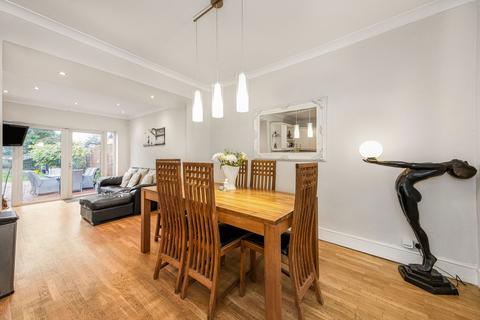 3 bedroom semi-detached house for sale, Barley Lane, Romford RM6