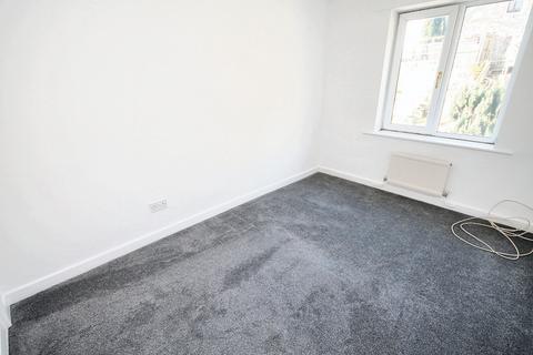 3 bedroom terraced house to rent, Bride Street, Todmorden OL14