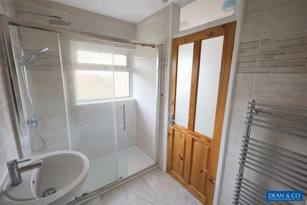 Shower rm 2 edited.jpg