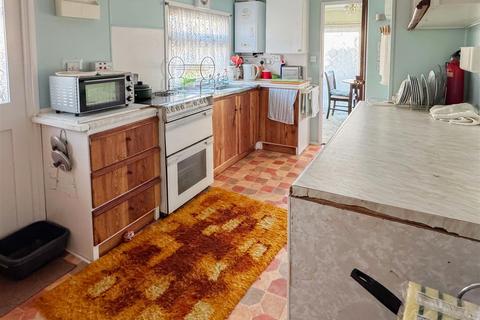 2 bedroom park home for sale, Thornlea Court, Littlehampton BN17