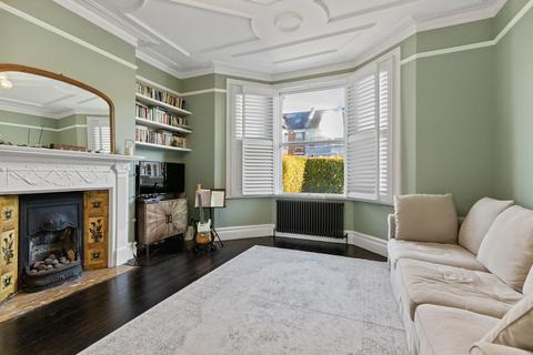 3 bedroom apartment to rent, Furness Road, King Edward Park, NW10