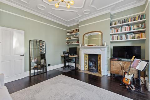 3 bedroom apartment to rent, Furness Road, King Edward Park, NW10