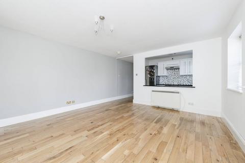 2 bedroom flat to rent, Ware Point Drive, Thamesmead, London, SE28