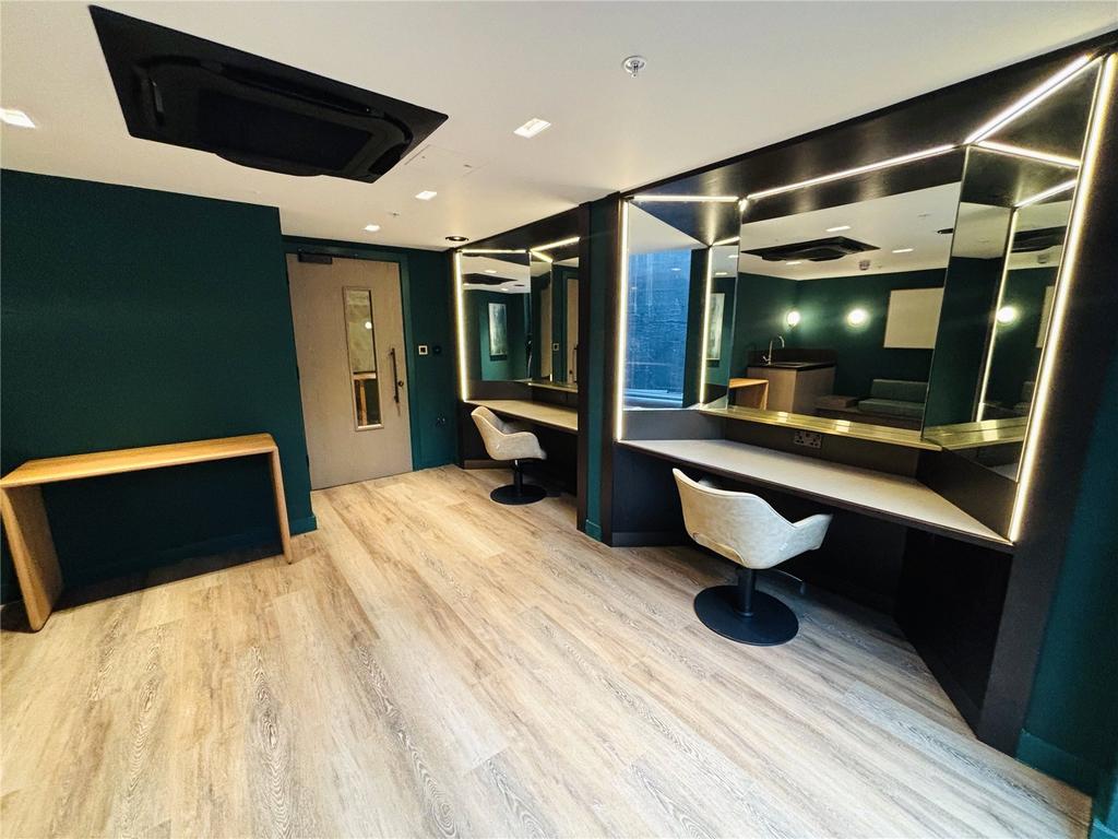 Glam Room