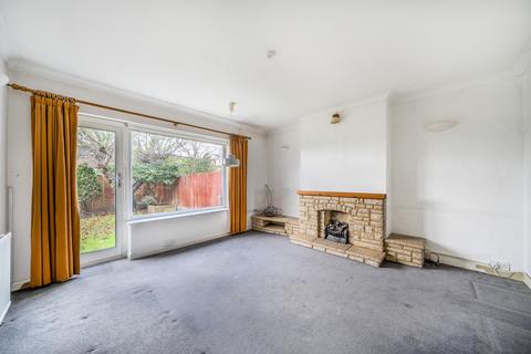 2 bedroom bungalow for sale, Stringers Avenue, Jacob's Well, Guildford, GU4