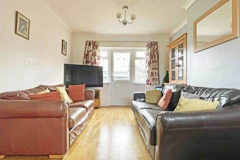 2 bedroom bungalow for sale, Nalla Gardens, Broomfield, Chelmsford