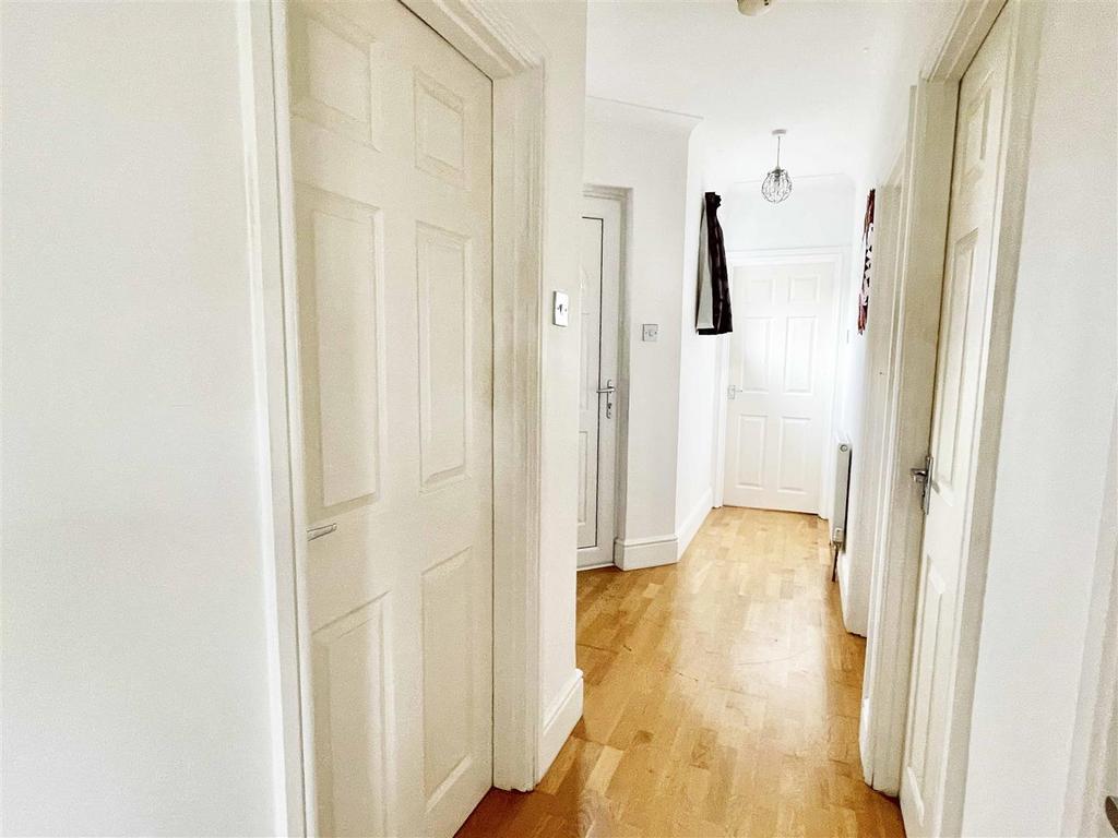 Hall1.jpg
