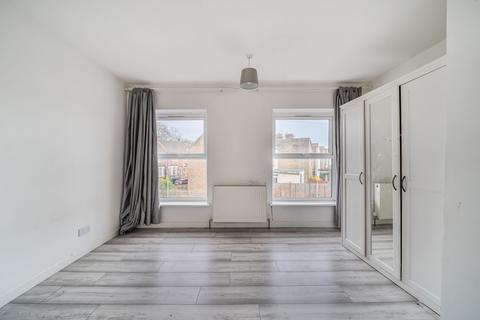 undefined, Neal Street, Watford, WD18