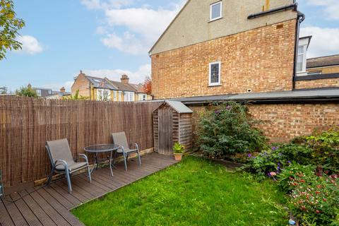 3 bedroom terraced house for sale, Oliver Road, London E17