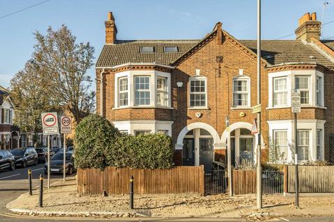 undefined, Burntwood Lane, London SW17