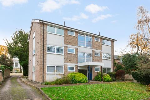 undefined, Crescent Road, Kingston upon Thames