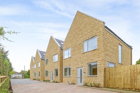 4 bedroom detached house for sale, Barby Road, Kilsby