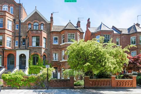 Fairhazel Gardens, London, NW6