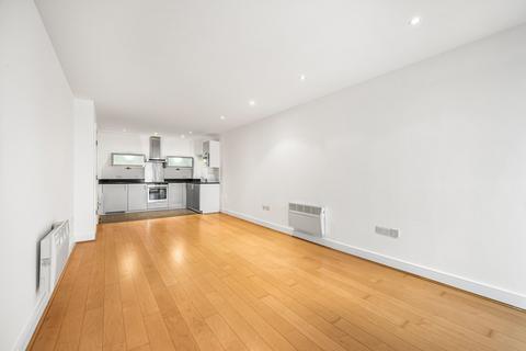 1 bedroom flat for sale, Meridian Court, 3 East Lane, London