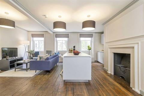 1 bedroom flat to rent, Soho Square, London W1D