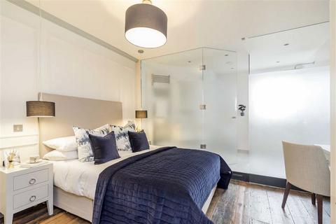 1 bedroom flat to rent, Soho Square, London W1D