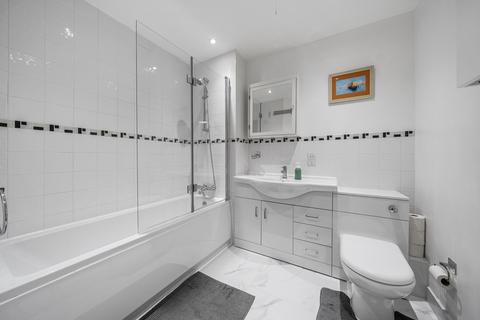 2 bedroom apartment for sale, Tarves Way, Greenwich