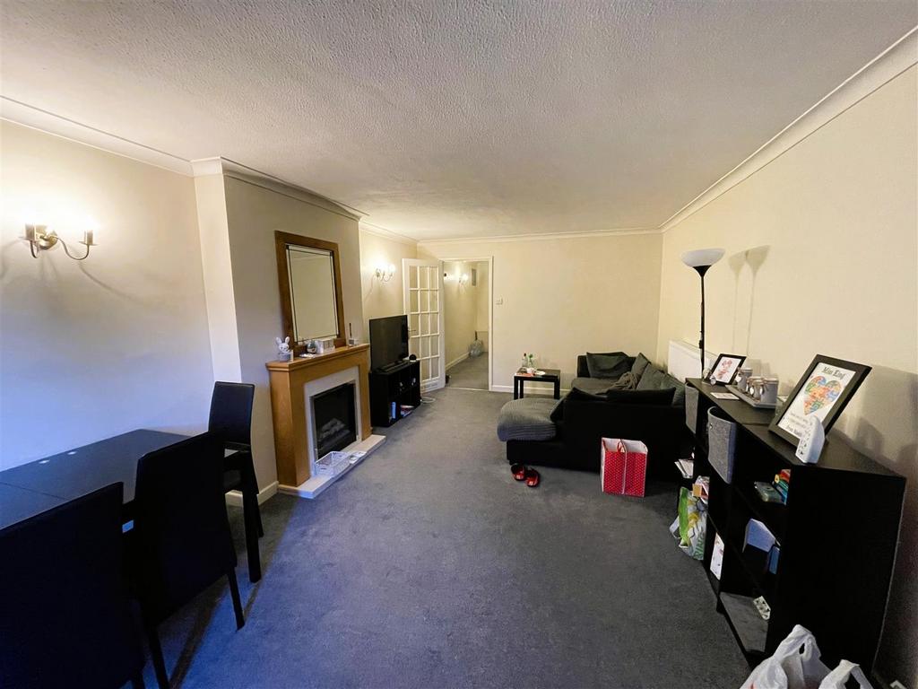 Image00010.jpeg