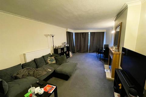 2 bedroom apartment to rent, Chetwynd Road, Bassett