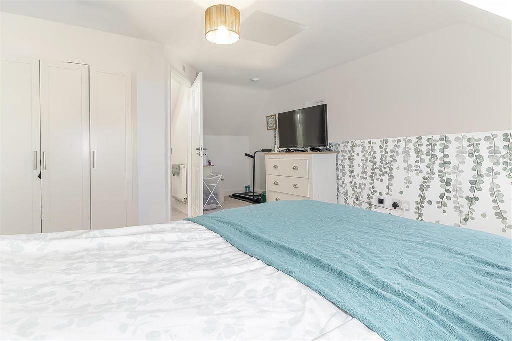 Master Bedroom - D.jpg