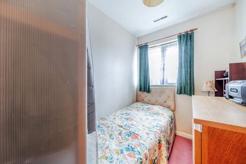undefined, Sutherland Drive, London, SW19