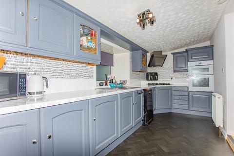 4 bedroom detached house for sale, Sinclair Street, Thurso, Highland. KW14 7AG