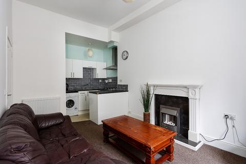 1 bedroom flat to rent, Buchanan Street , Edinburgh EH6