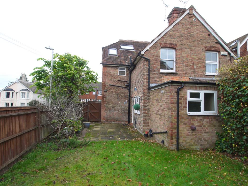 Photograph 5
