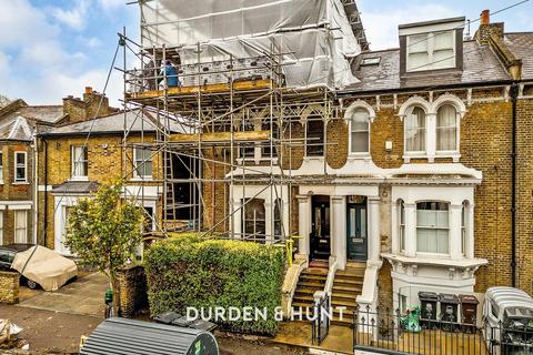 2 bedroom apartment for sale, Brookfield Road, Hackney E9