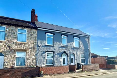 Clarence Street, Upper Gornal DY3