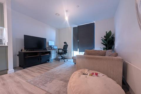 1 bedroom flat for sale, Chevette Court, Kimpton Road, Luton LU2 0GS