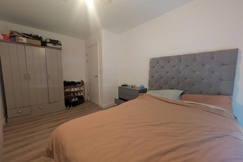 1 bedroom flat for sale, Chevette Court, Kimpton Road, Luton LU2 0GS