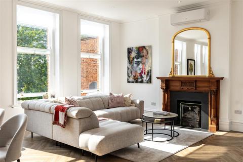 3 bedroom apartment for sale, Lindfield Gardens, Hampstead, London, NW3