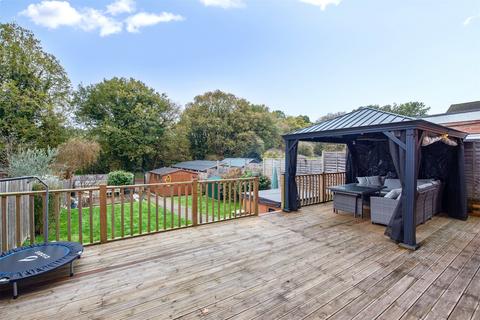 undefined, Middlemoor Road, Camberley GU16