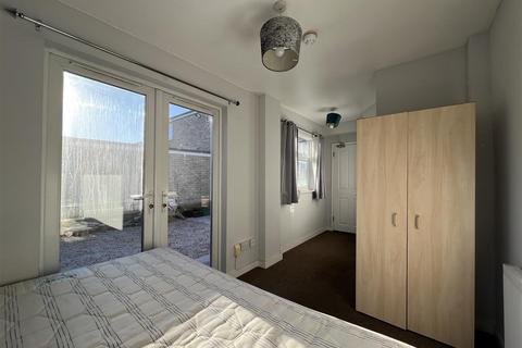 1 bedroom in a house share to rent, Durham Road, Stevenage
