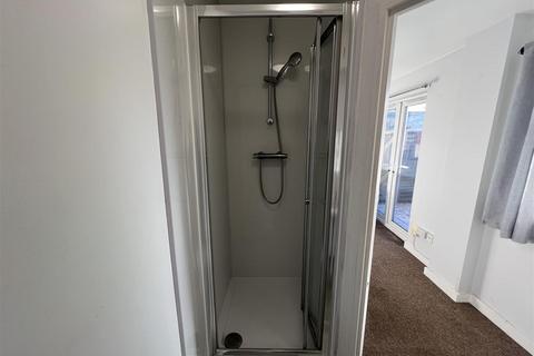 1 bedroom in a house share to rent, Durham Road, Stevenage