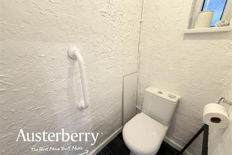 3 bedroom semi-detached house to rent, Spalding Place, Stoke-On-Trent ST2