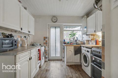 3 bedroom terraced house for sale, Seaside Avenue, Sheppey