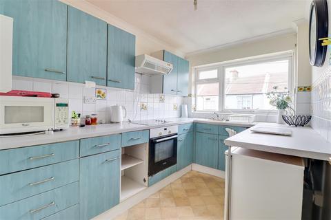 undefined, Wellington Avenue, Westcliff-on-Sea SS0
