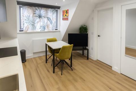 1 bedroom flat to rent, Accommodation Road, Golders Green