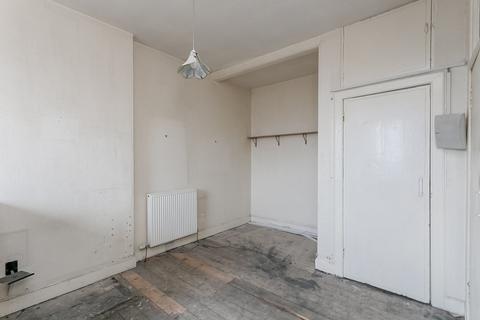 undefined, St Peters Place, Edinburgh, EH3